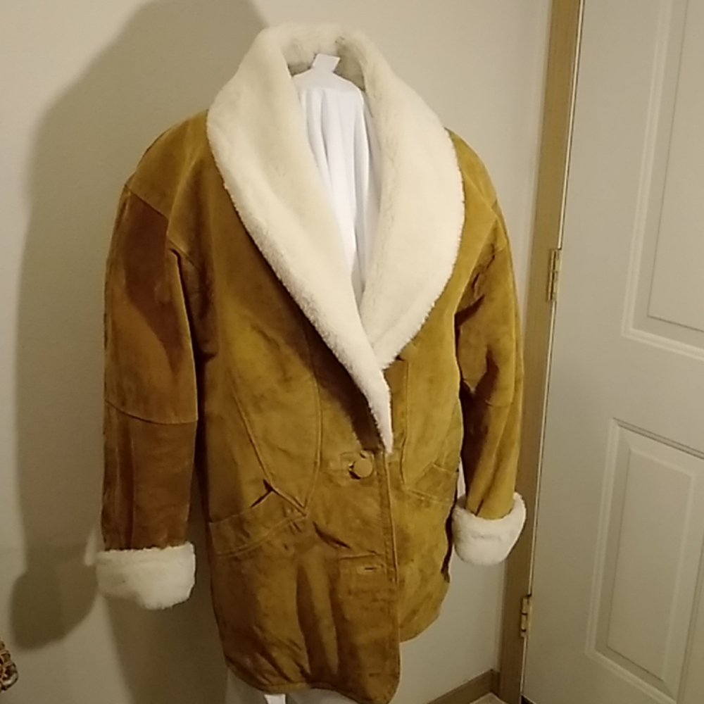 Suedeid leather coat